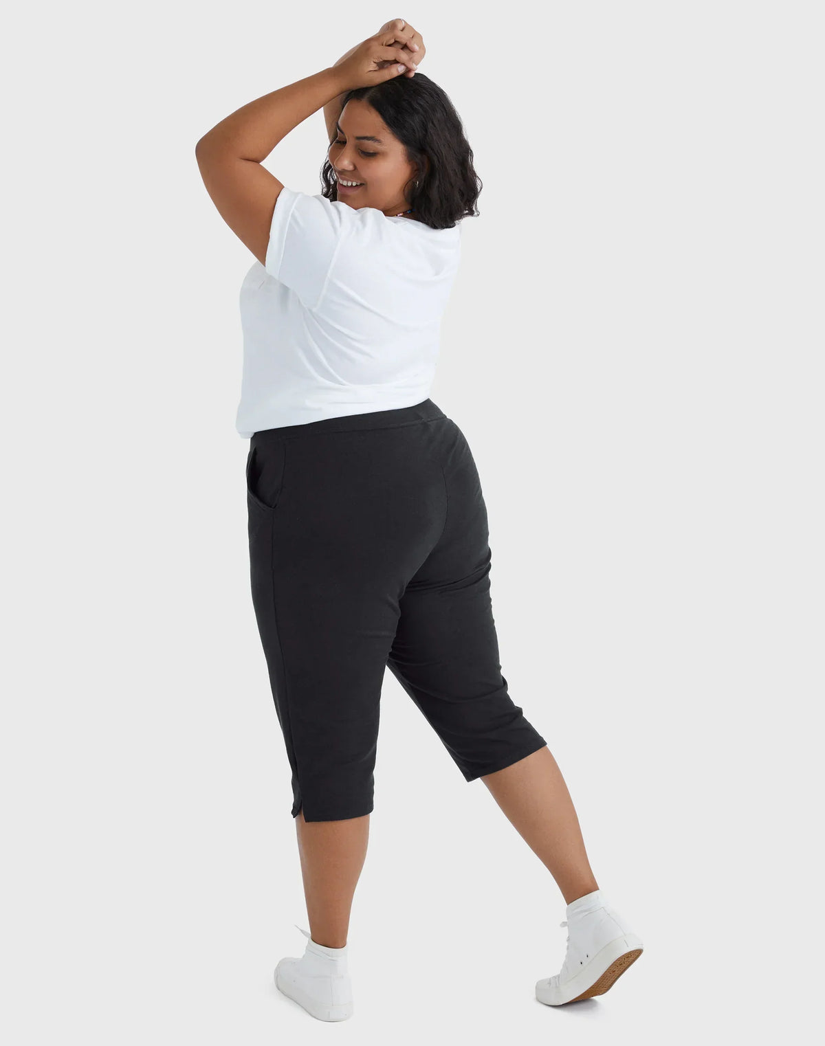 Hanes Just My Size Women's French Terry Capris, 19" (Plus Size)